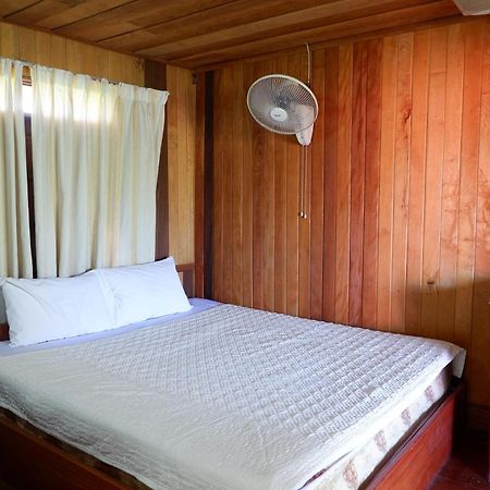 Song Lao Guesthouse Thakhek Ngoại thất bức ảnh