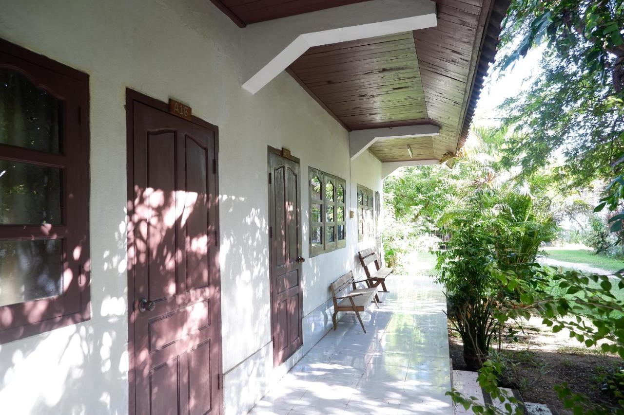 Song Lao Guesthouse Thakhek Ngoại thất bức ảnh