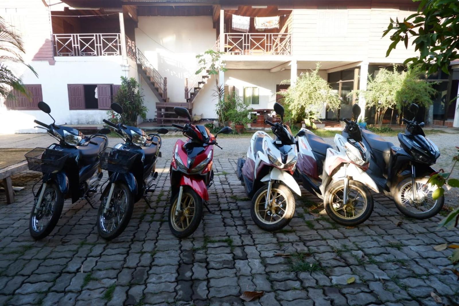 Song Lao Guesthouse Thakhek Ngoại thất bức ảnh