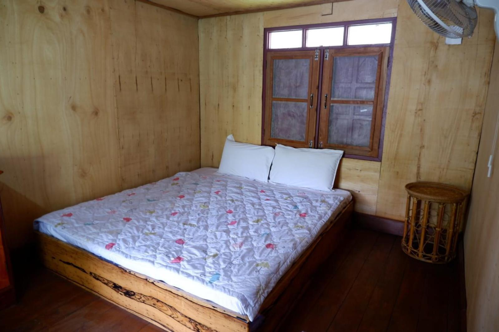 Song Lao Guesthouse Thakhek Ngoại thất bức ảnh
