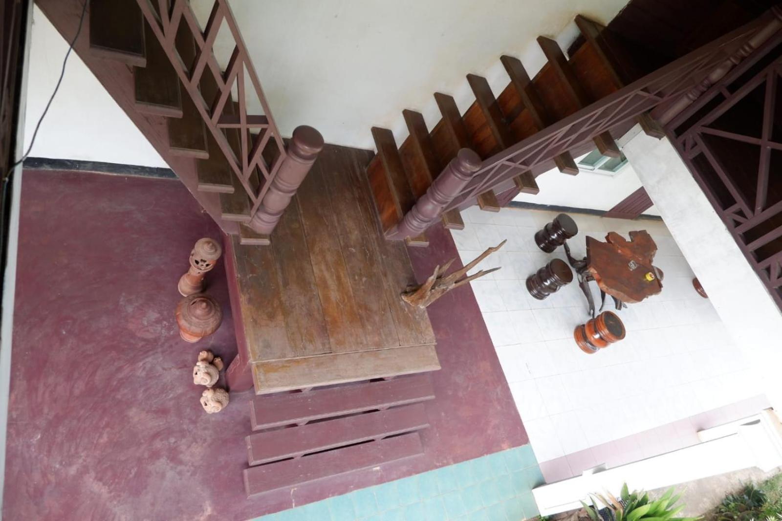 Song Lao Guesthouse Thakhek Ngoại thất bức ảnh