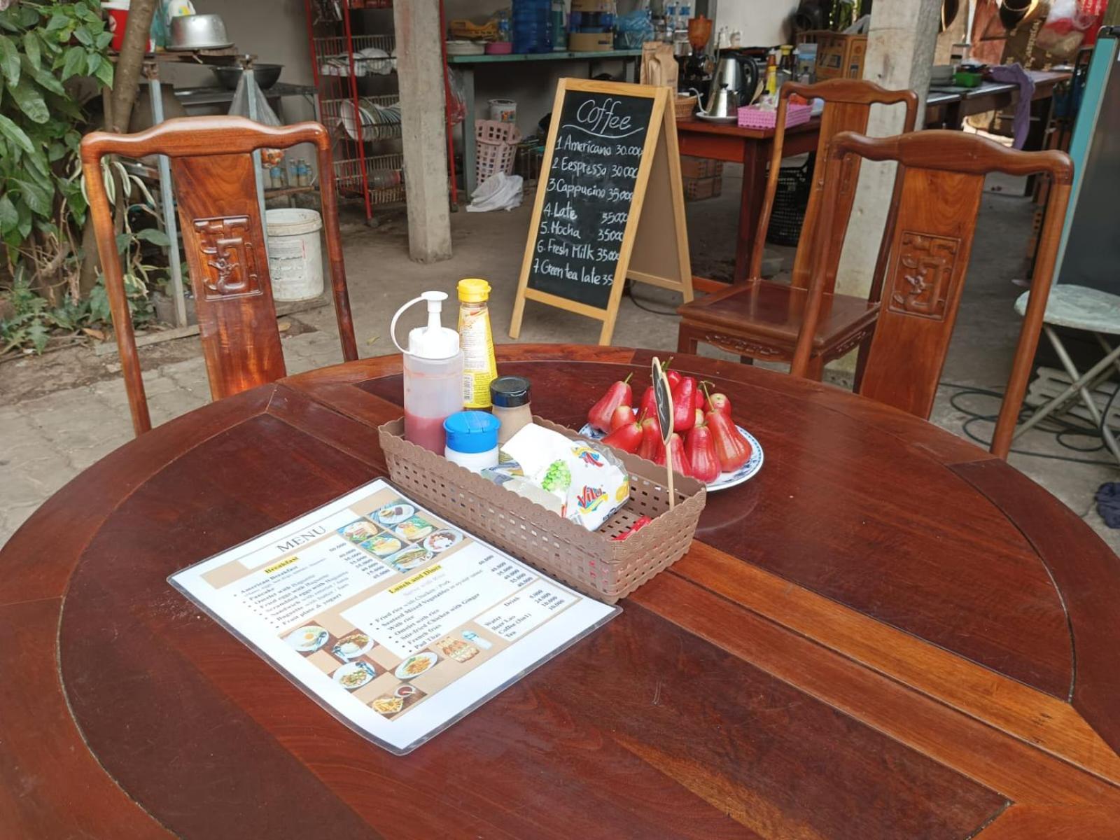 Song Lao Guesthouse Thakhek Ngoại thất bức ảnh
